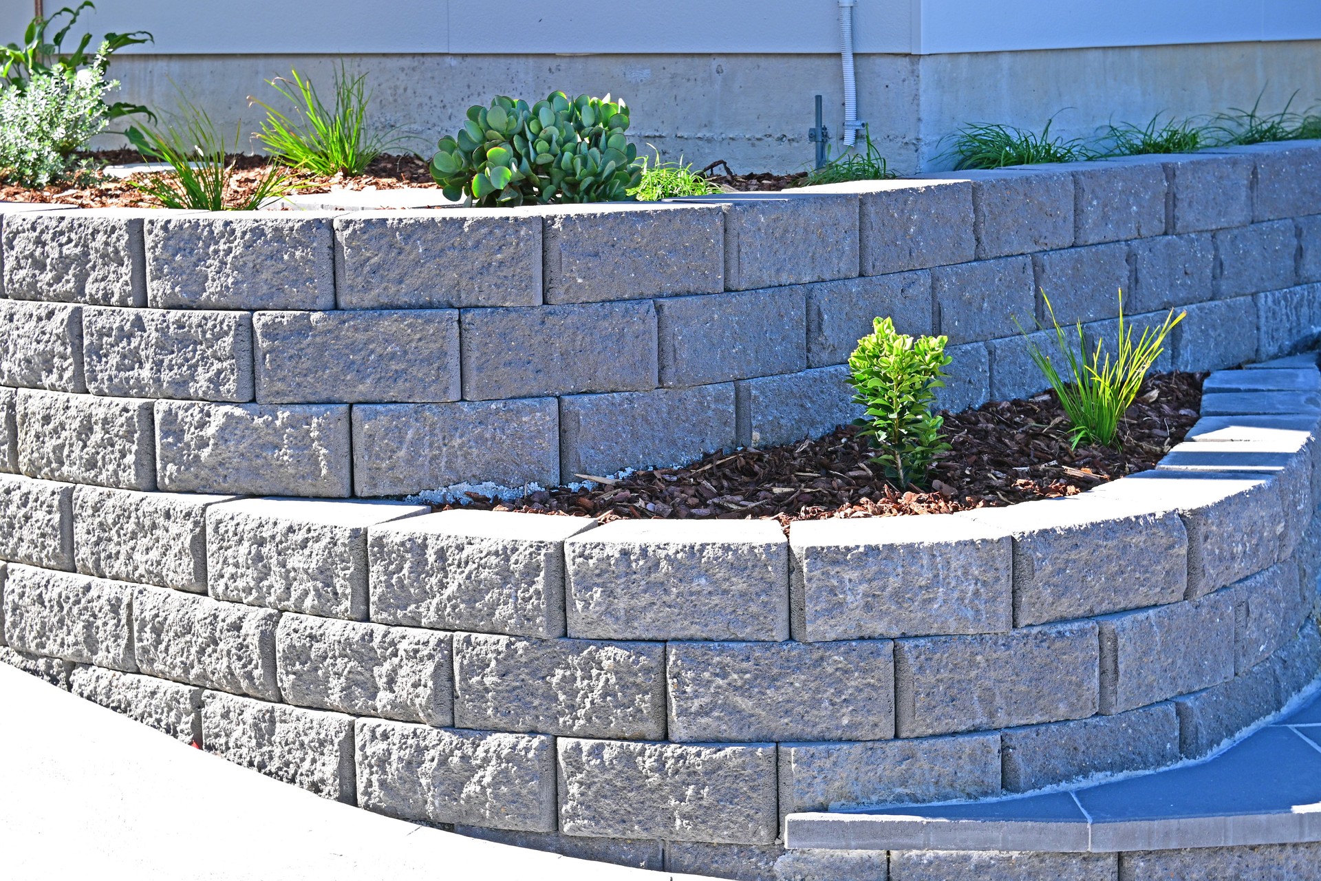 Cinder block retaining wall
